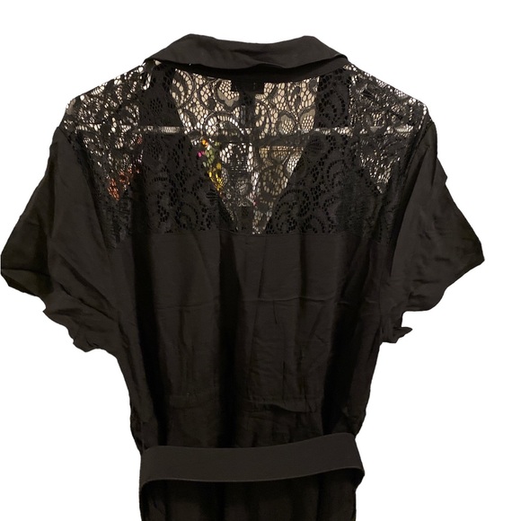 Torrid Size 1 Full Length Black Dress with Belt and Lace Shoulders and Back - Picture 4 of 4